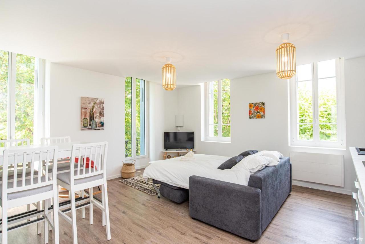 Fontaines De Valence D'Agen Centre Ville Netflix Proche Parking Gratuit Valence (Tarn-et-Garonne) Exterior foto