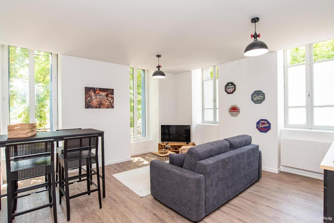 Fontaines De Valence D'Agen Centre Ville Netflix Proche Parking Gratuit Valence (Tarn-et-Garonne) Exterior foto